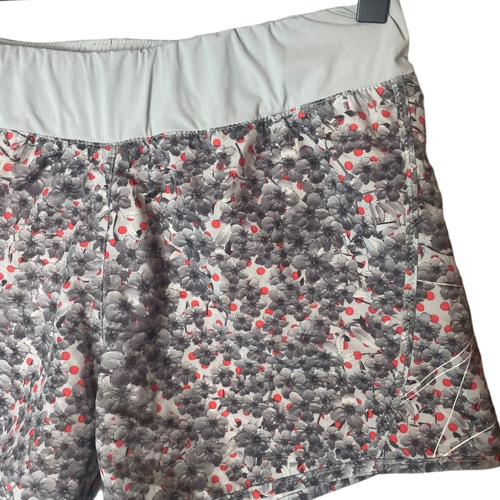Salomon Women’s Floral Print Lined Running Shorts Size Small - Picture 2 of 5